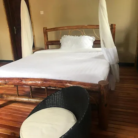 Enshama Game Lodge And Campsite Katunguru Exterior photo